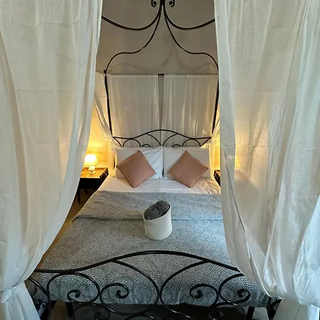 - Il Casale Toscano - 1900Mt From The Tower Of Pisa - Free Parking - No Breakfast - No Air Conditioning But Fan - Only Self Check In From 4 Pm Venkovský dům *