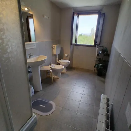 - Il Casale Toscano - 1900Mt From The Tower Of Pisa - Free Parking - No Breakfast - No Air Conditioning But Fan - Only Self Check In From 4 Pm * Pisa